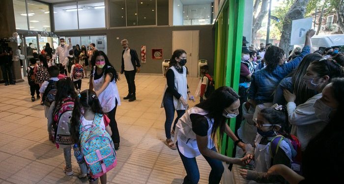 Primer triunfo del idioma: CABA prohíbe el mal llamado lenguaje inclusivo en las escuelas