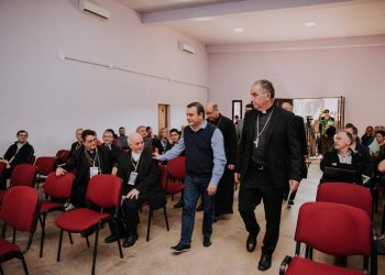 Herrera Ahuad participó en la apertura del Simposio “Teología y Catequesis” en Puerto Iguazú