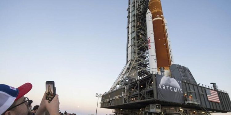 La NASA anunció un vuelo no tripulado a la luna para el próximo 29 de agosto