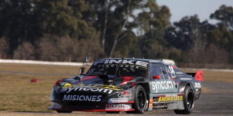 TC Mouras: Bundziak ganó la novena fecha y se escapa en la cima del campeonato