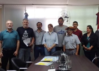 Fortalecen la Cuenca Ovina Sur con la entrega de reproductores