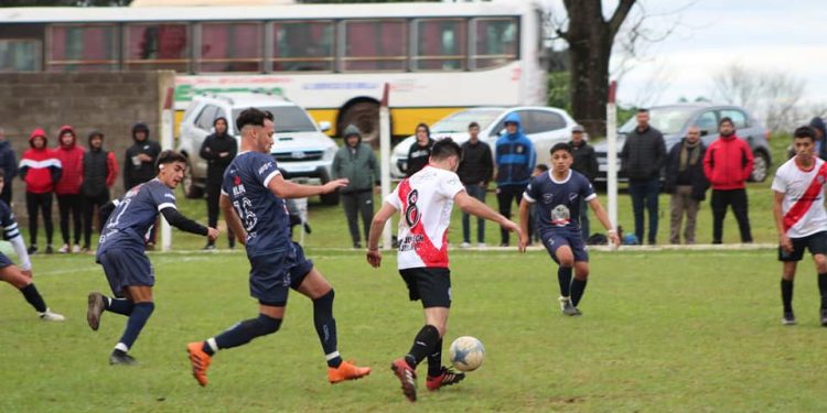 Los Millos de Santa Rita y Villa Bonita y el aurinegro lideran el torneo de Invierno