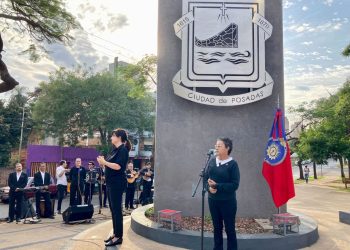 Posadas celebró el 7° aniversario de la bandera de la ciudad