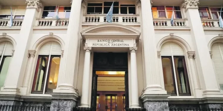 El Banco Central fijó un nuevo corredor de tasas de interés