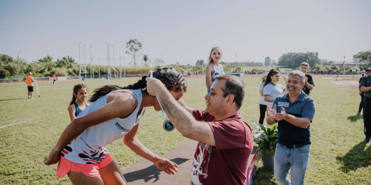 Herrera Ahuad asistió a la primera fecha del Nacional de Atletismo U-23 en Posadas, supervisó nuevas obras en el CePARD y anunció la realización de otro Mundial en Misiones