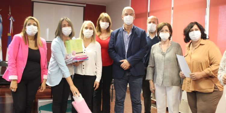 Educación: kits de útiles y certificaciones para la modalidad de Educación Especial