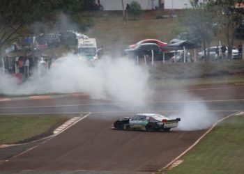 Bundziak ganó la etapa regular del TC Mouras