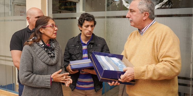 Passalacqua entregó banderas ceremoniales para el Aula Maker de la Escuela de Robótica en Eldorado
