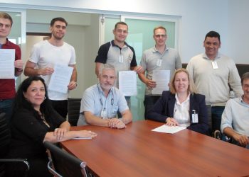 Yacyretá y la UNaM firman un convenio para capacitar a futuros ingenieros