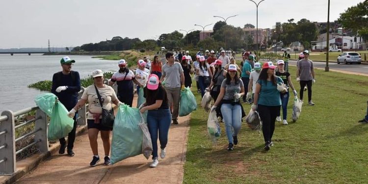 Posadas se sumó al “Plogging Joven Misionero” por la protección de la Biodiversidad