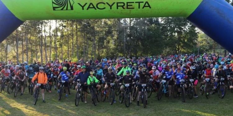 Más de dos mil personas acompañaron el Cicloturismo en Alem