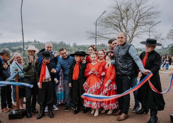 El gobernador inauguró obras de fuerte impacto para el turismo y el bienestar de la comunidad de El Soberbio