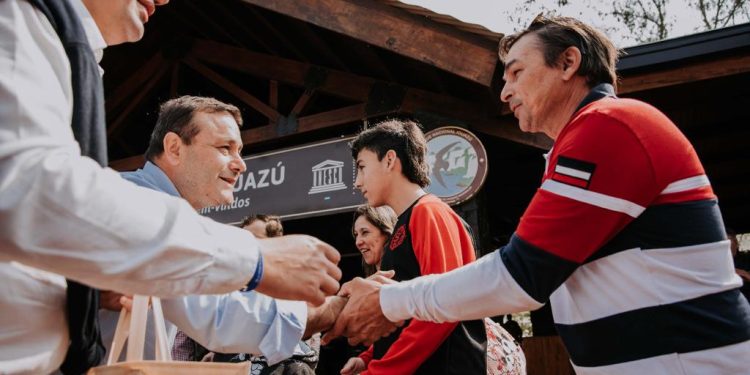 Recibieron al turista un millón en las Cataratas del Iguazú