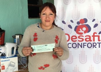 Posadas: entregaron premio a ganadora del Desafío Confort