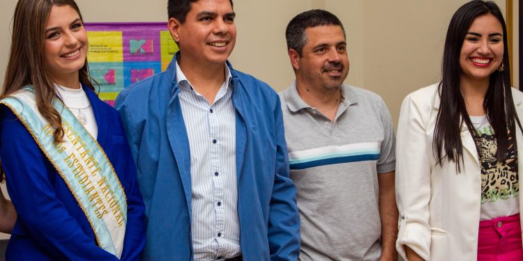 Tiziana Vignolles: “Los jóvenes somos el futuro, por eso debemos estudiar y perseguir nuestros sueños”