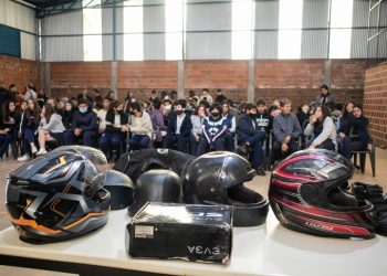 El Ministerio de Gobierno lanzó cursos de seguridad vial para estudiantes secundarios