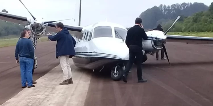 Apóstoles: un avión tuvo que aterrizar de emergencia en el Aeroclub