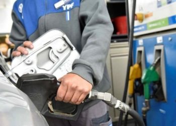 El Gobierno reconoció que habrá más aumentos de combustibles en lo que resta del 2022