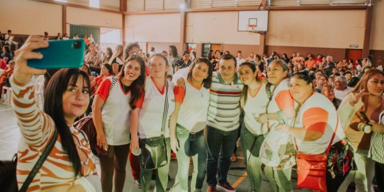 Herrera Ahuad compartió los festejos por el Día de la Madre con encargadas y referentes de comedores y merenderos de Posadas