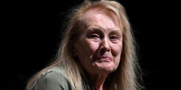 La escritora francesa Annie Ernaux ganó el Premio Nobel de Literatura