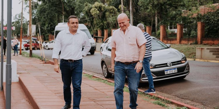 Herrera Ahuad supervisó el avance de obras viales en Puerto Iguazú y acompañó actividades de concientización sobre el cáncer de mama