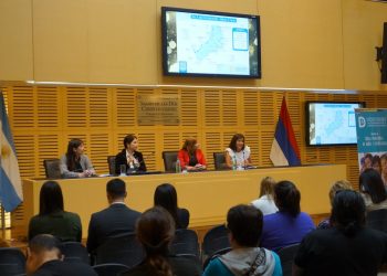 Legislatura: brindan capacitación para el fortalecimiento de las áreas de niñez y adolescencia de la provincia