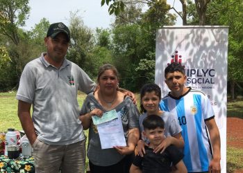 Almafuerte: entregaron premio a ganadora del Desafío Confort
