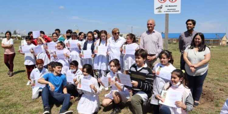 Posadas: estudiantes y vecinos de Itaembé Guazú comprometidos en la protección de la avifauna del barrio