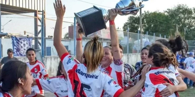 Guaraní Antonio Franco enfrentará a River en la Copa Federal Femenina