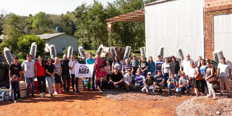 Familias tabacaleras inician cultivo de jengibre