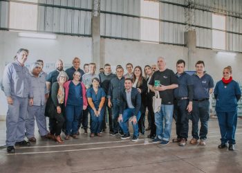 Herrera Ahuad visitó la planta envasadora de Agua de las Misiones en San Javier