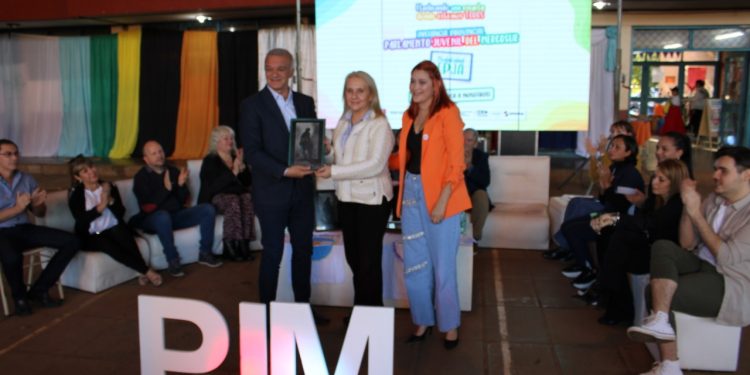 Estudiantes de las EPJA de Misiones participaron en la instancia provincial del Parlamento Juvenil del Mercosur