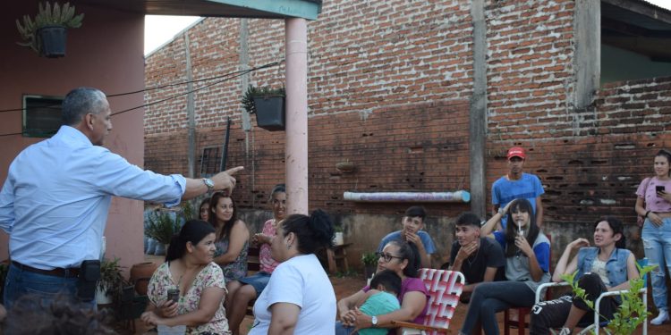 Posadas: vecinos del barrio San Isidro aprenden y debaten sobre sus derechos