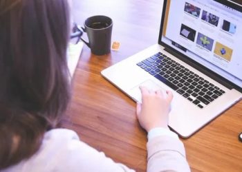 Trabajo híbrido, Lifelong Learning y sexo en horario laboral