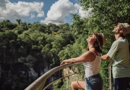 Misiones: el fin de semana largo dejó un movimiento económico cercano a los 850 millones de pesos