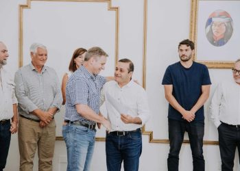 El Gobierno de Misiones entregó créditos a empresas del sector foresto industrial