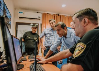 Herrera Ahuad inauguró el nuevo sistema de videovigilancia en Puerto Iguazú