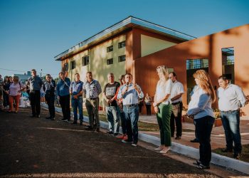 Herrera Ahuad inauguró el centro cívico de Santo Pipó, la estructura más grande en su tipo en Misiones
