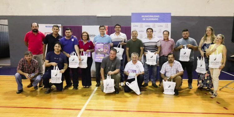 Continúa la entrega del Deporbono 6 a clubes de la provincia