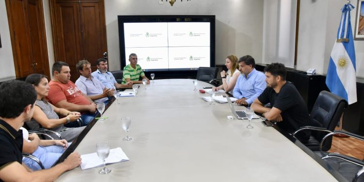 Misiones gestionó ante Nación soluciones para los sectores tabacalero y tealero