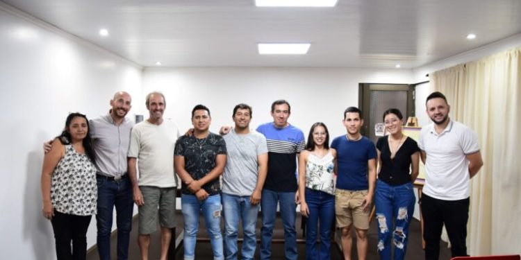 Artistas obereños partieron hacia el Pre-Festival Baradero