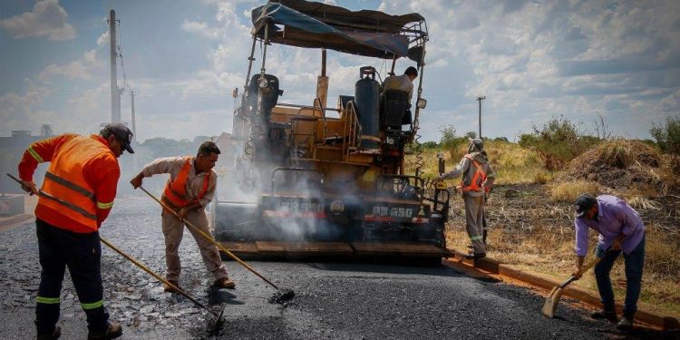 Vialidad ejecuta el programa Pavimento Urbano en Garupá