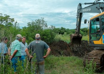Vialidad Provincial colabora en garantizar el acceso al agua en zonas rurales