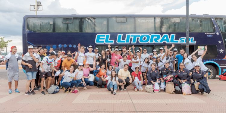 Jóvenes misioneros disfrutan de Chapadmalal