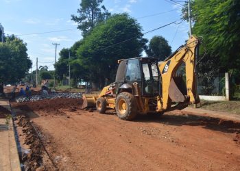Mediante obras hidráulicas y viales, se llevan soluciones a Miguel Lanús