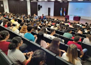 Con mil ingresantes, Enfermería comenzó su etapa de ingreso