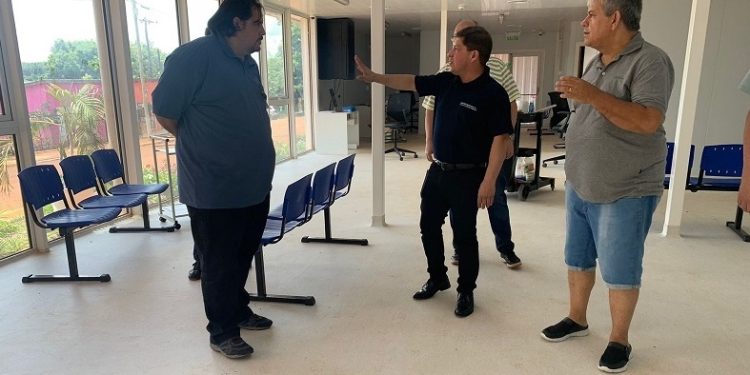 Alarcón y Ferreyra recorrieron la obra del nuevo Hospital Modular de Puerto Libertad