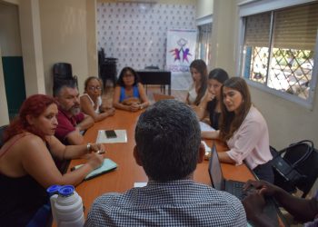 Posadas: presidentes de comisiones vecinales se reunieron con la diputada Rojas Decut y el defensor Alberto Penayo