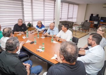 Passalacqua se reunió con referentes de la construcción para dialogar sobre la realidad del sector en Misiones