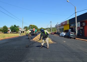 Posadas: repavimentan más de diez cuadras de la avenida Fangio